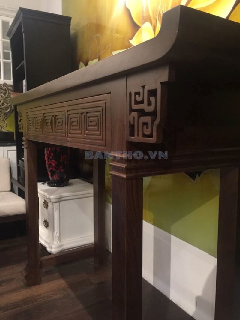 Nhận sản xuất , thi công lắp đặt bàn thờ gỗ óc chó cao cấp . Quý khách có thể tham khảo các bàn thờ do KTS nội thất MoreHome thiết kế Thiết kế nội thất